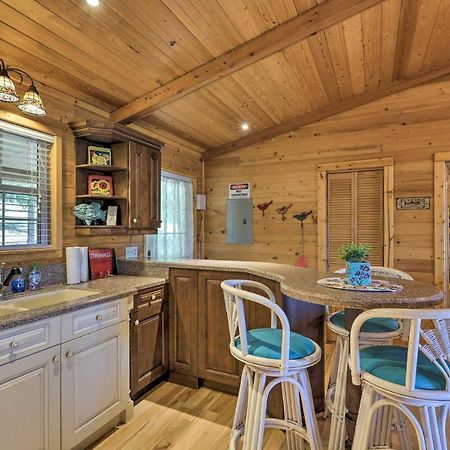 House With Dock And Slide Situated On Lake Sinclair! Sparta Exterior photo