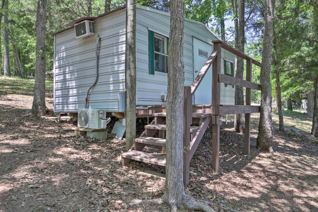 House With Dock And Slide Situated On Lake Sinclair! Sparta Exterior photo